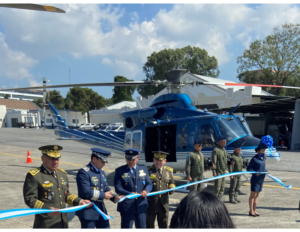 Bell_412EPX_Ribbon-cutting-cropped